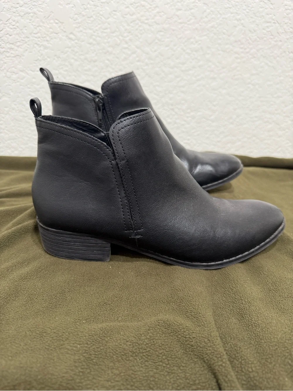 Black Women's Ankle Boots - Sleek Zip Chelsea Style